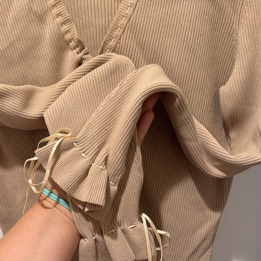 Max Studio Tan Ribbed V-Neck Cardigan with Ruffle Hem - Picture 4 of 8